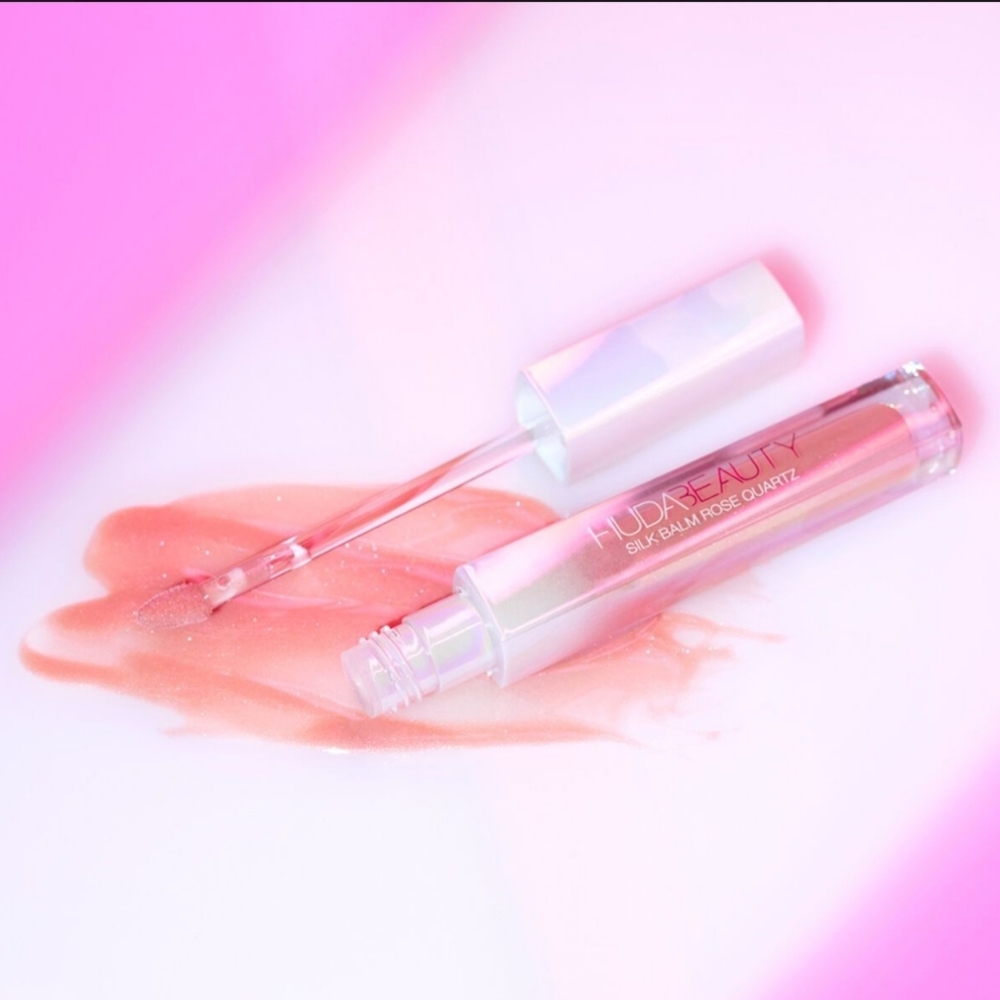 HUDA BEAUTY Limited Edition Lip Balm In Love Stone